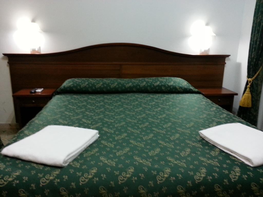Guesthouse Alex II Rome Extérieur photo