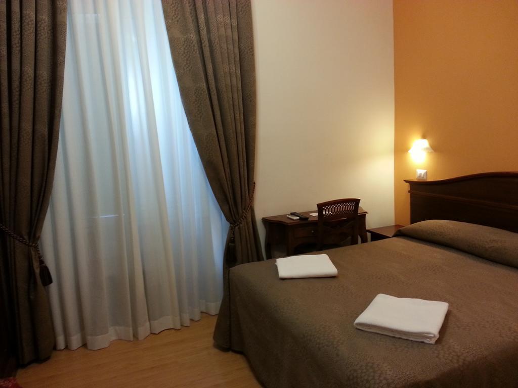 Guesthouse Alex II Rome Extérieur photo